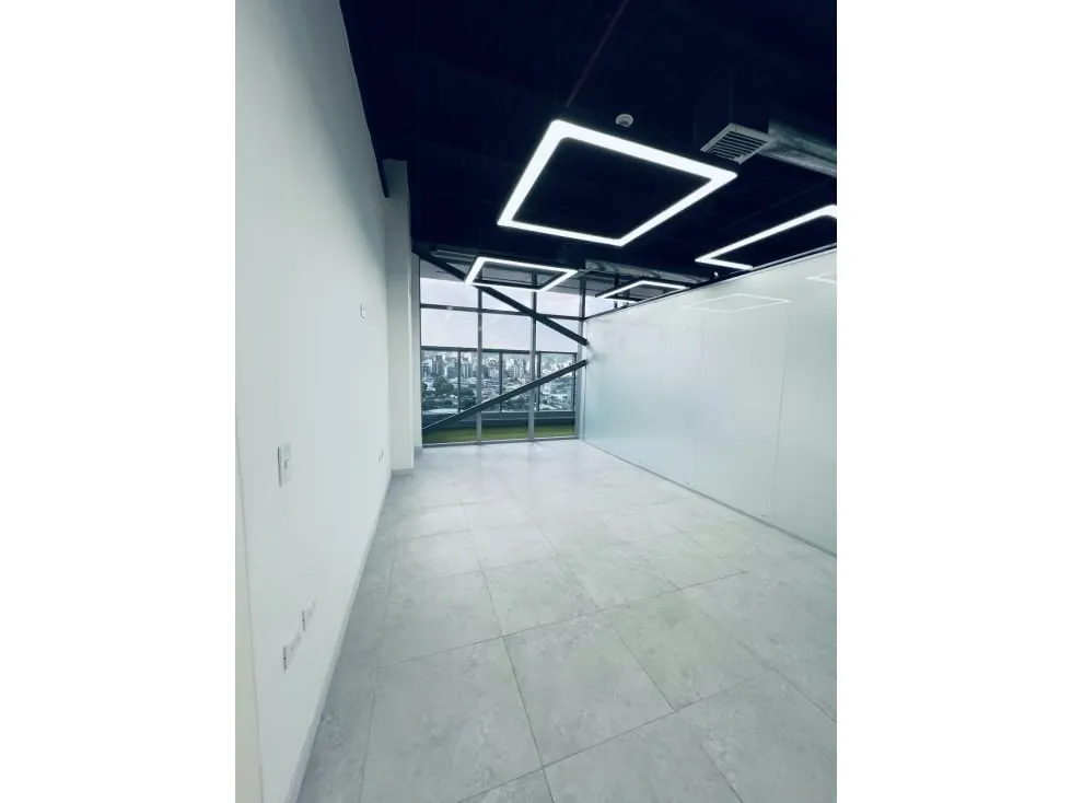 Oficina en venta o alquiler 252m², Calle Madrid de las Mercedes - 7