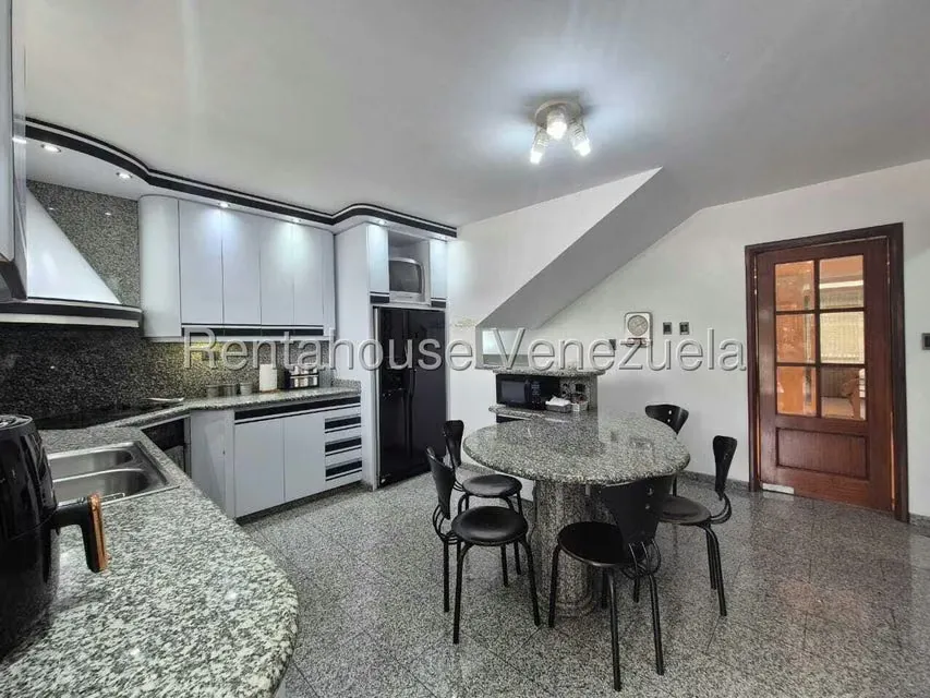 Casa (Multipes Niveles) en Venta en San Bernardino, Distrito Metropolitano - 18