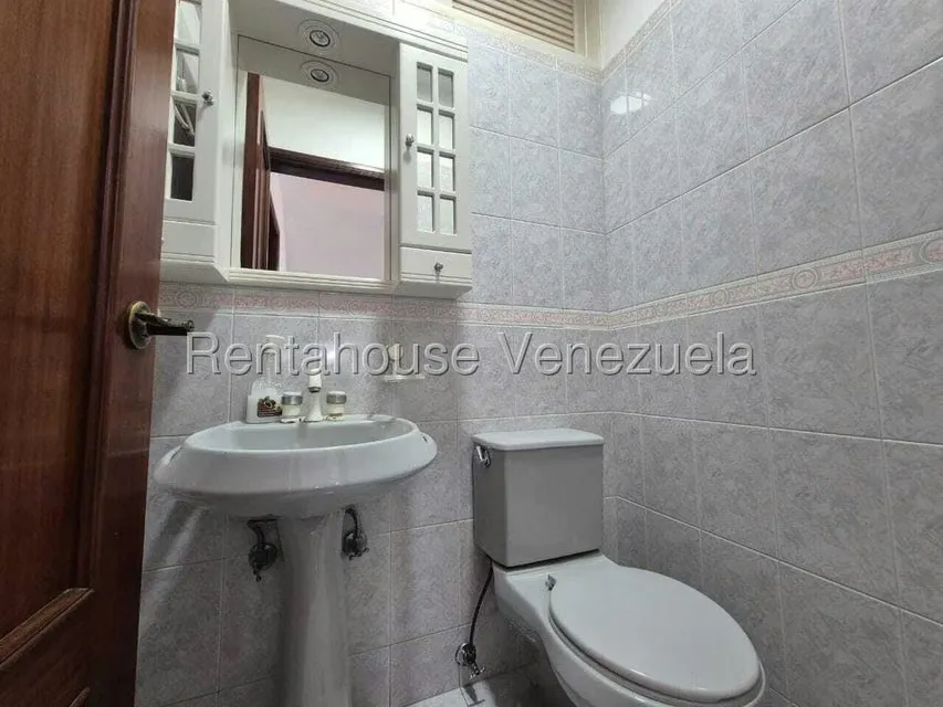 Casa (Multipes Niveles) en Venta en San Bernardino, Distrito Metropolitano - 25