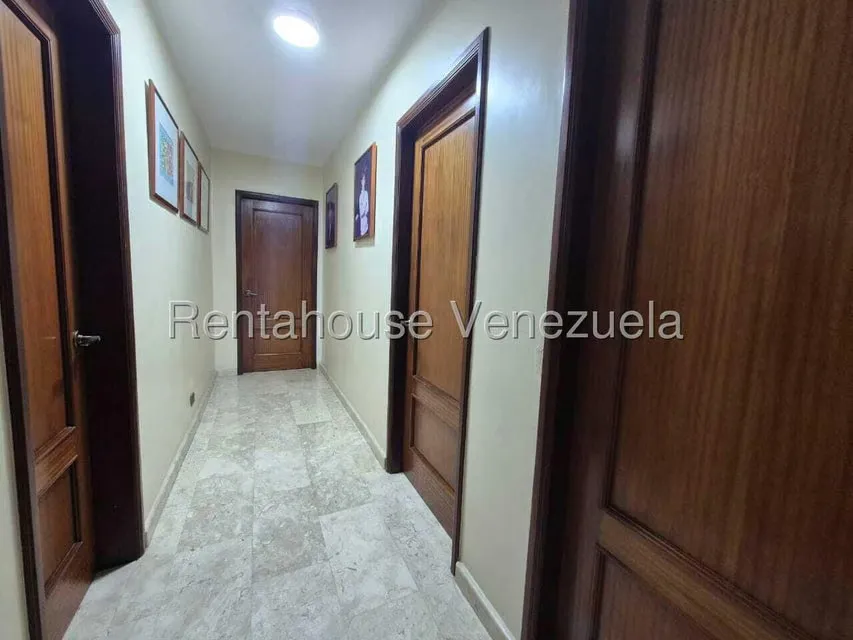 Casa (Multipes Niveles) en Venta en San Bernardino, Distrito Metropolitano - 27