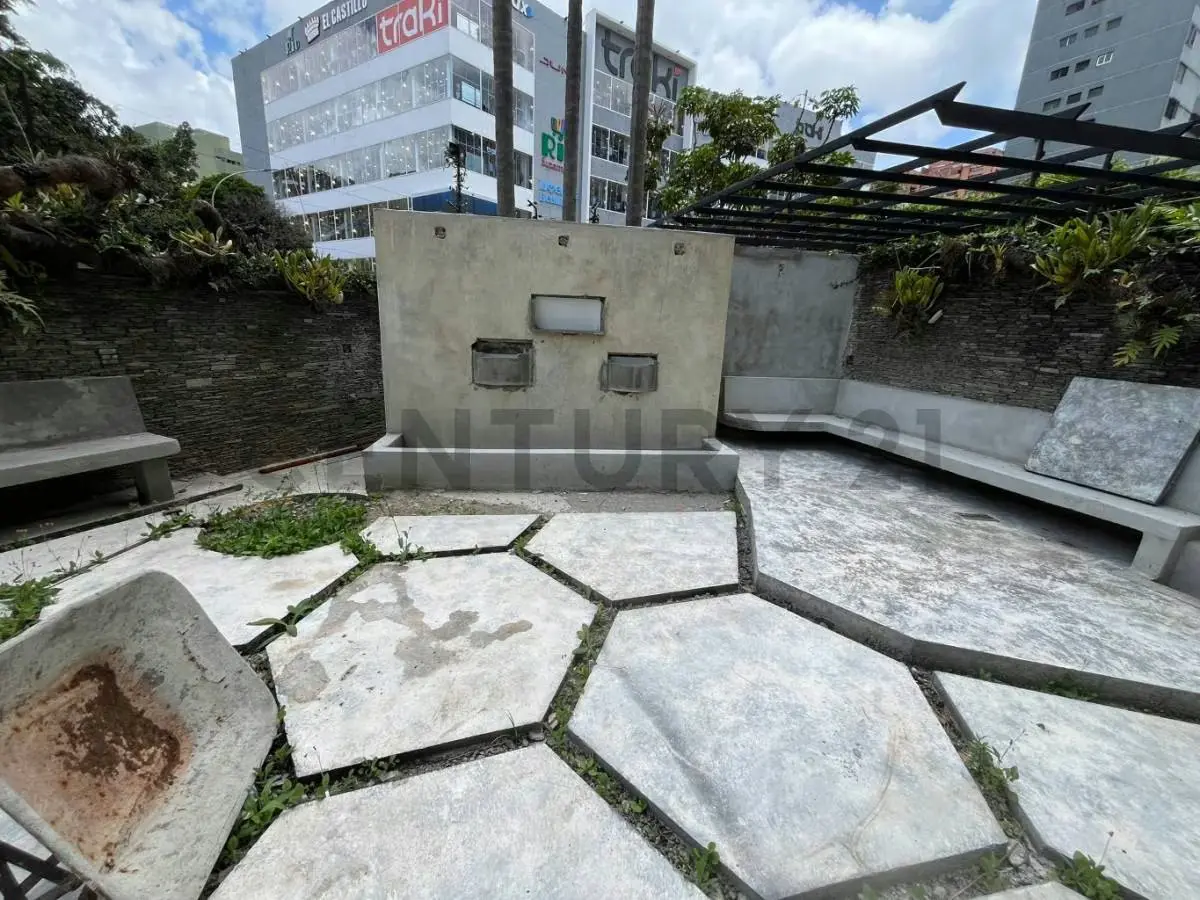 Apartamento planta baja de 347 m² con jardin privado en La Boyera - 2