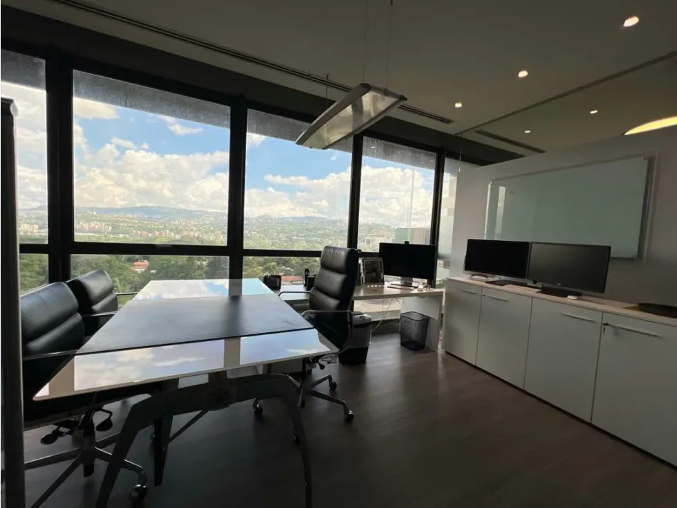 Se vende oficina 104m2 Los Palos Grandes - 3