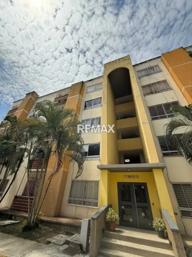 En Venta Apartamento Valle de Nogal, San Diego - 2