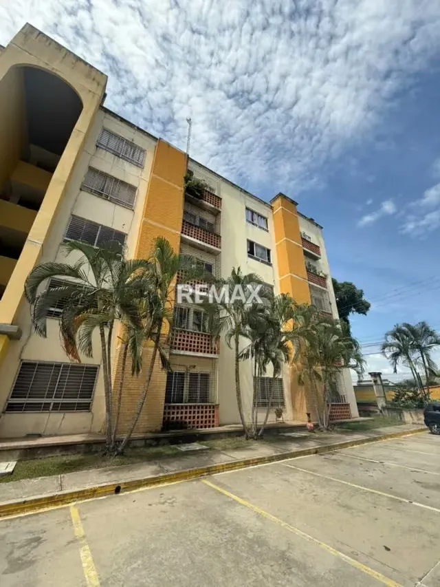 En Venta Apartamento Valle de Nogal, San Diego - 3