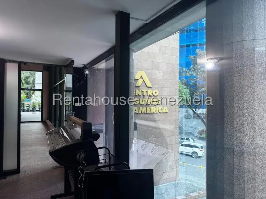 Local Comercial en Alquiler en El Rosal, Distrito Metropolitano - 6