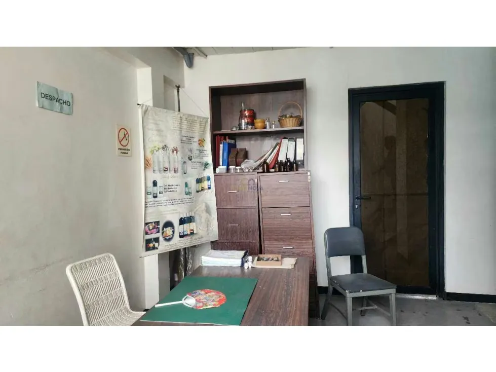 Se vende Casa 350m2 6B/4E La California Sur - 3