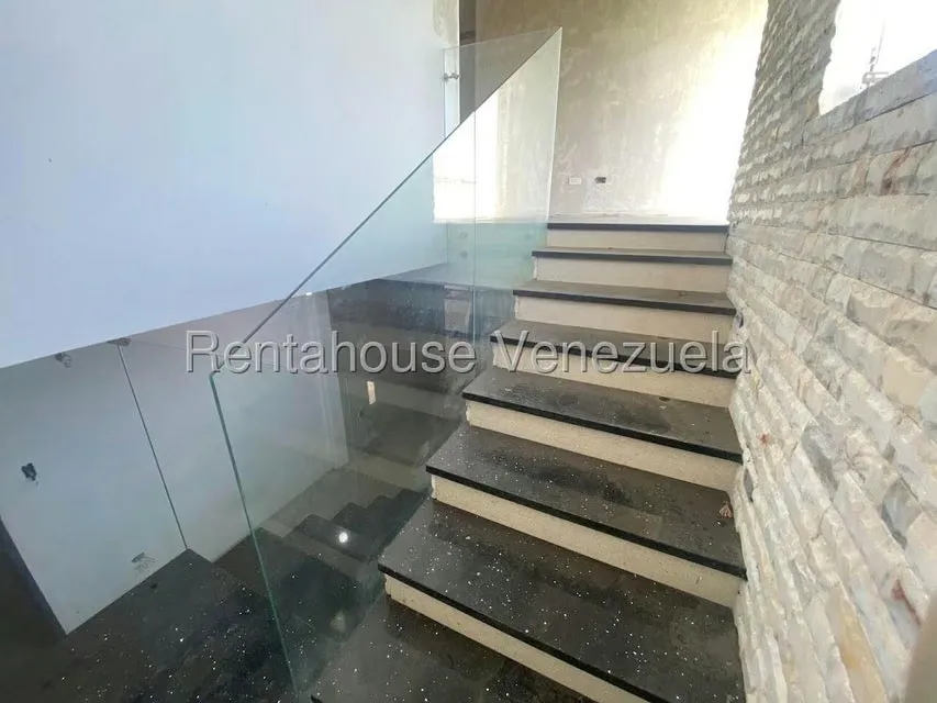 Casa (Duplex) en Venta en Los Libertadores, Lara - 12
