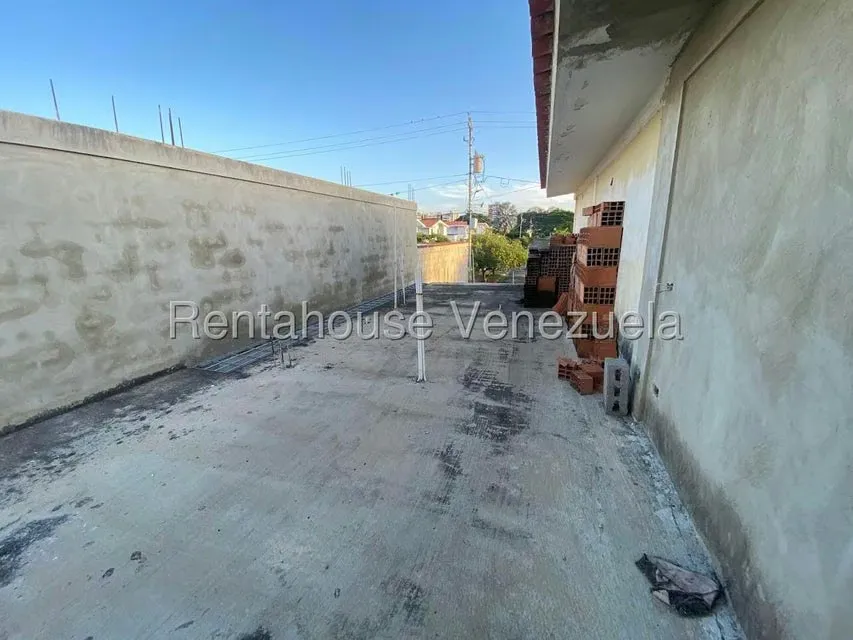 Casa (Duplex) en Venta en Los Libertadores, Lara - 22