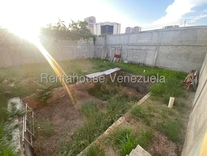 Casa (Duplex) en Venta en Los Libertadores, Lara - 26