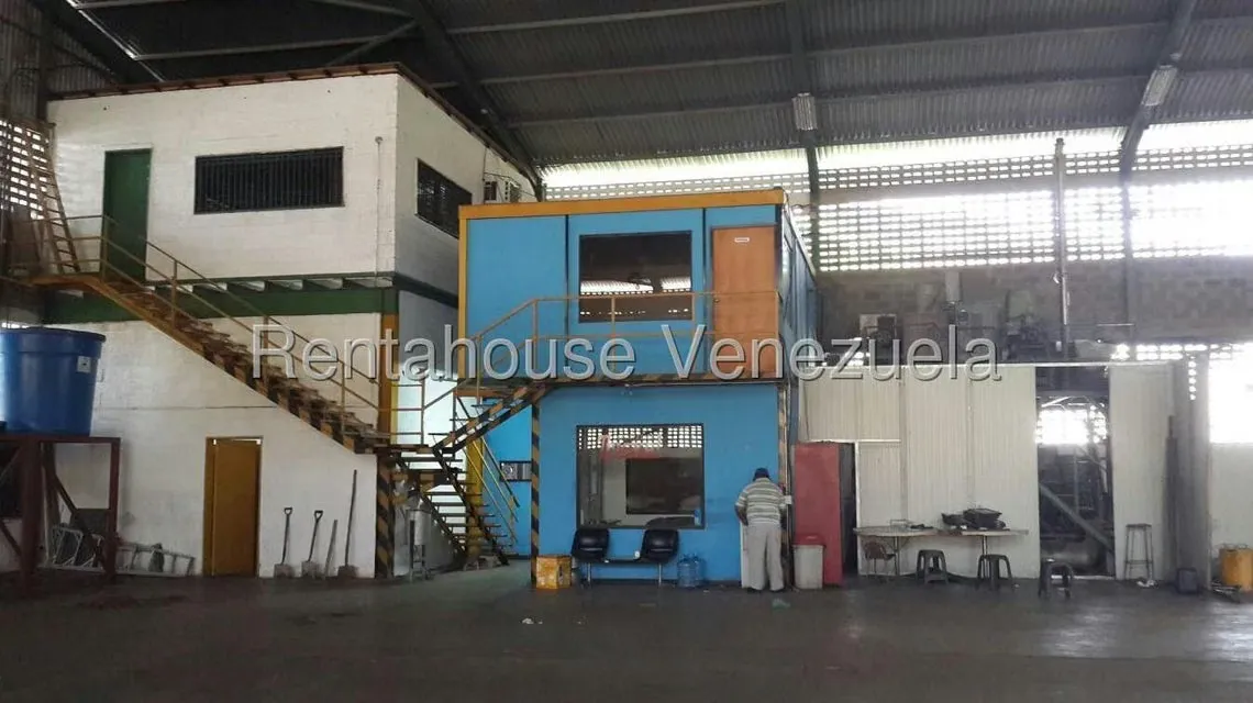 Local Comercial en Alquiler en Alvarenga, Miranda - 12