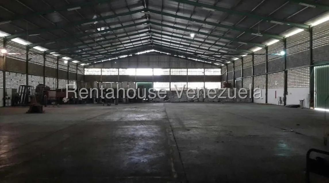 Local Comercial en Alquiler en Alvarenga, Miranda - 13