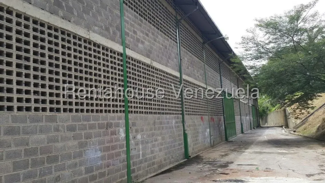 Local Comercial en Alquiler en Alvarenga, Miranda - 5