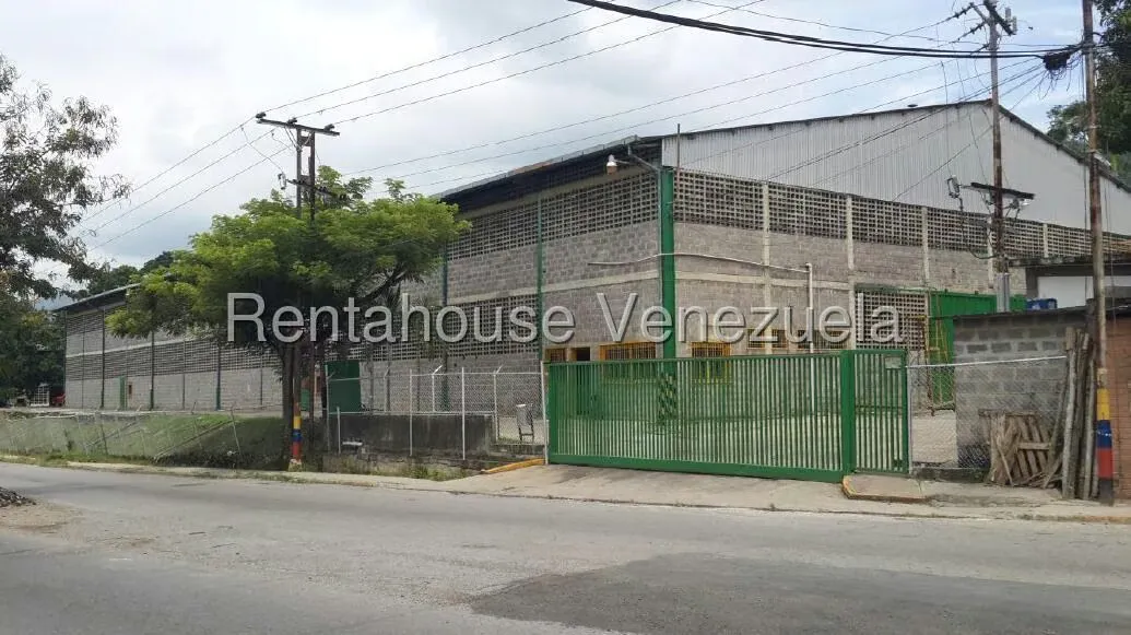 Local Comercial en Alquiler en Alvarenga, Miranda - 10
