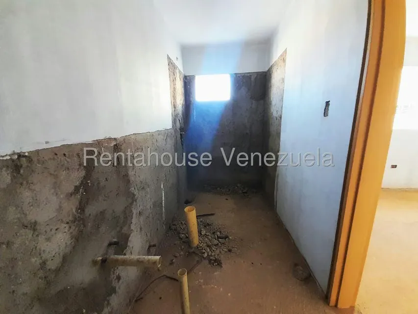 Casa (Multipes Niveles) en Venta en Sector Bobare, Falcon - 24