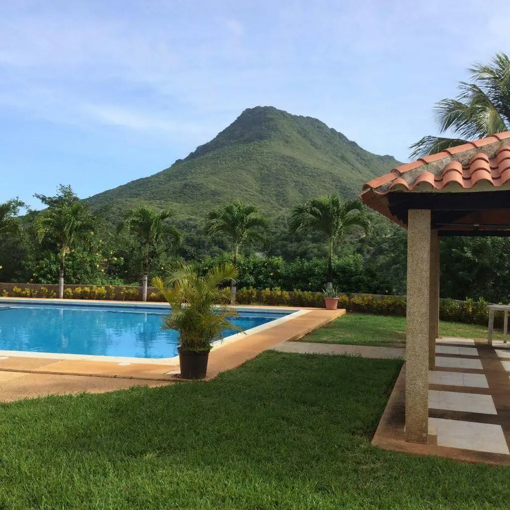 En venta imponente casa en la montaña - 48