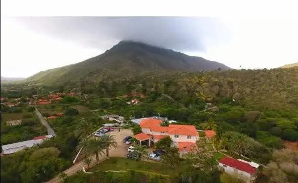 En venta imponente casa en la montaña - 50