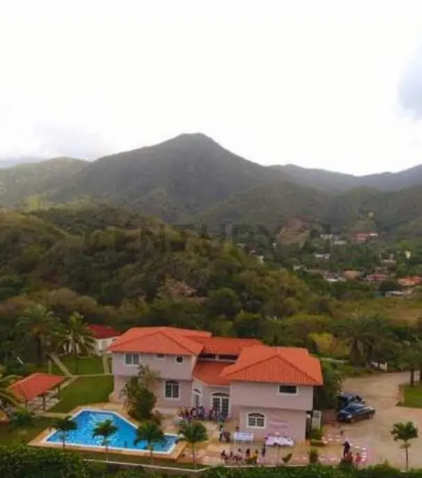En venta imponente casa en la montaña - 54