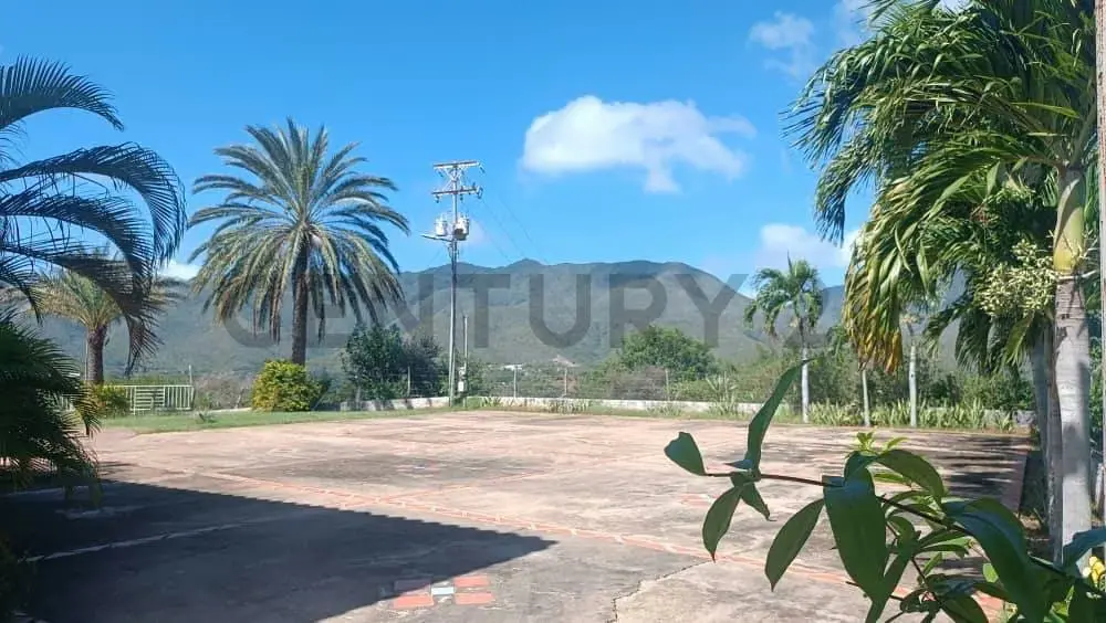 En venta imponente casa en la montaña - 9
