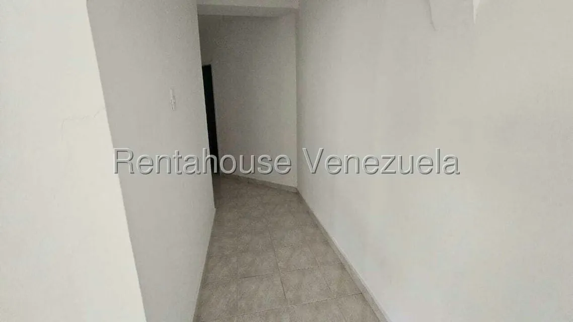 Apartamento (1 Nivel) en Venta en Los Mangos, Carabobo - 12