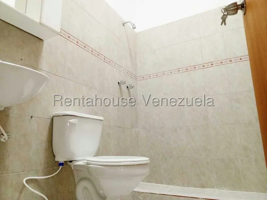 Casa (1 Nivel) en Venta en Roca Del Valle, Lara - 17