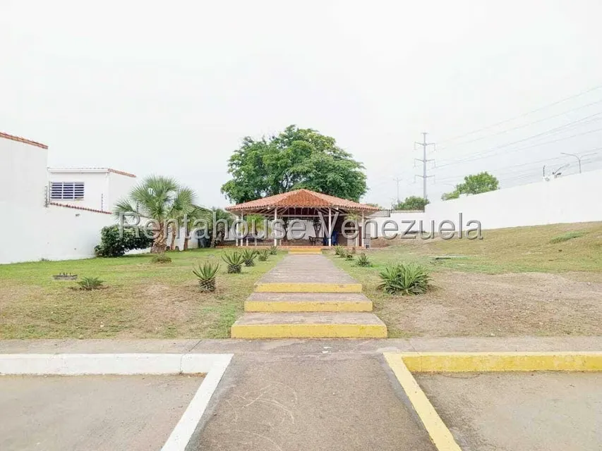 Casa (1 Nivel) en Venta en Roca Del Valle, Lara - 37