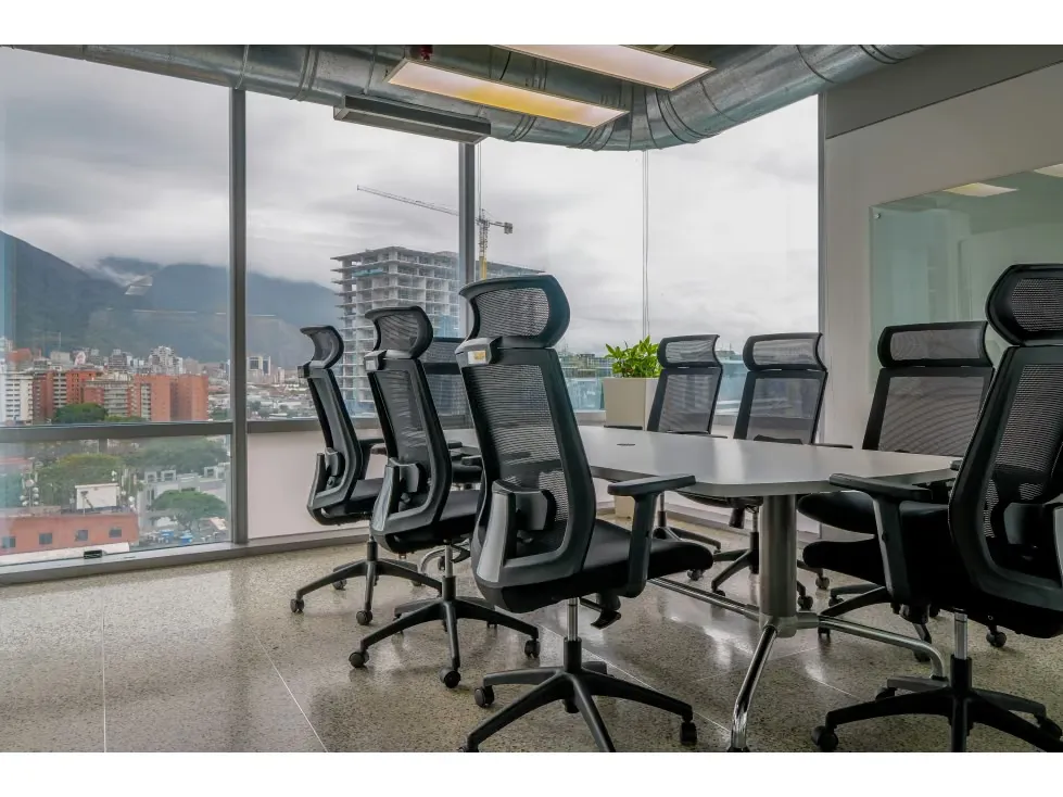 EN VENTA MODERNA OFICINA EN LAS MERCEDES CON VISTA AL AVILA Anma