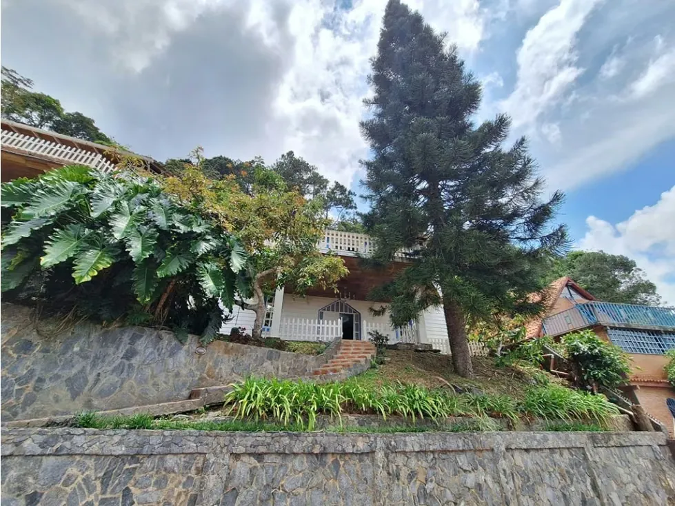 VENTA DE CASA EN LOMAS DEL LUREL - HOYO DE LA PUERTA - 2