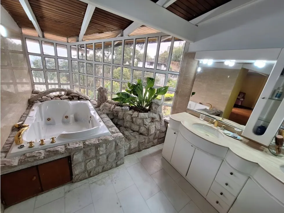 VENTA DE CASA EN LOMAS DEL LUREL - HOYO DE LA PUERTA - 13