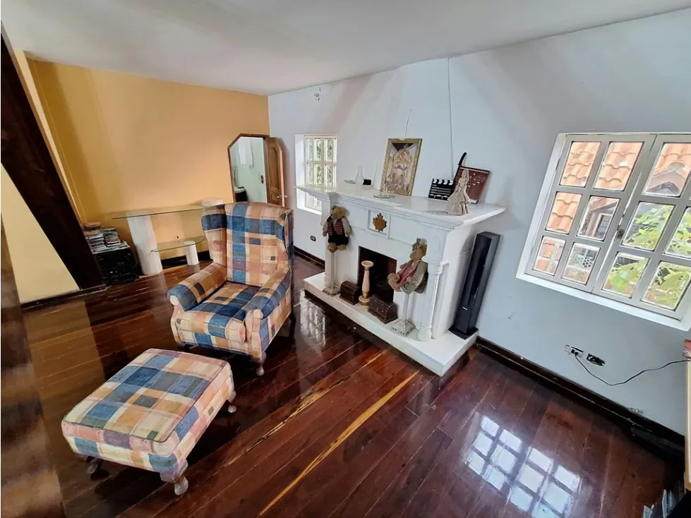 VENTA DE CASA EN LOMAS DEL LUREL - HOYO DE LA PUERTA - 4