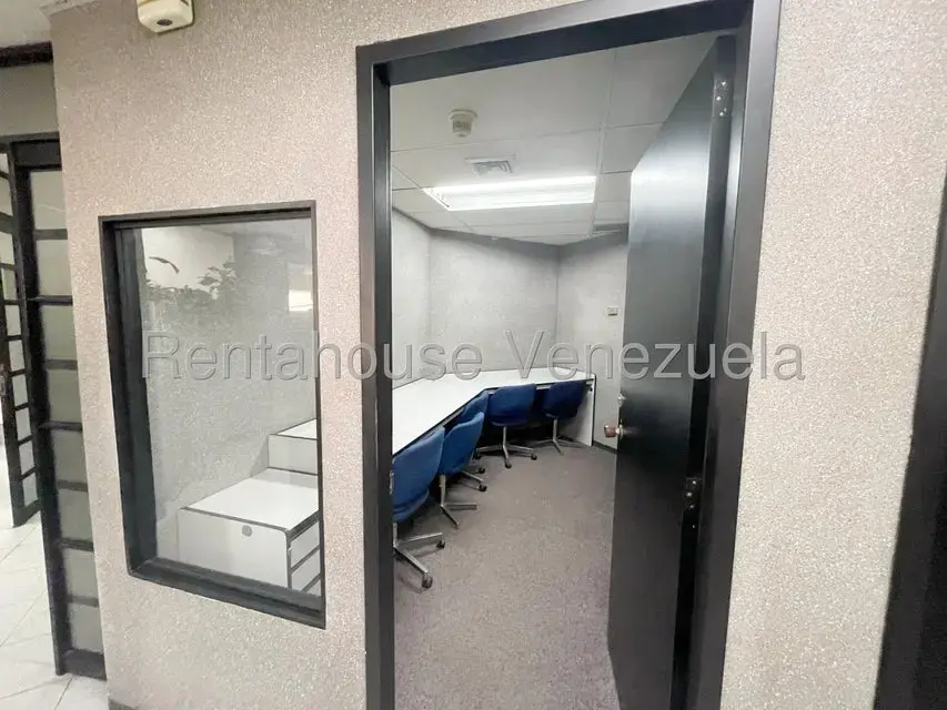 Local Comercial en Venta en La Urbina, Distrito Metropolitano - 17