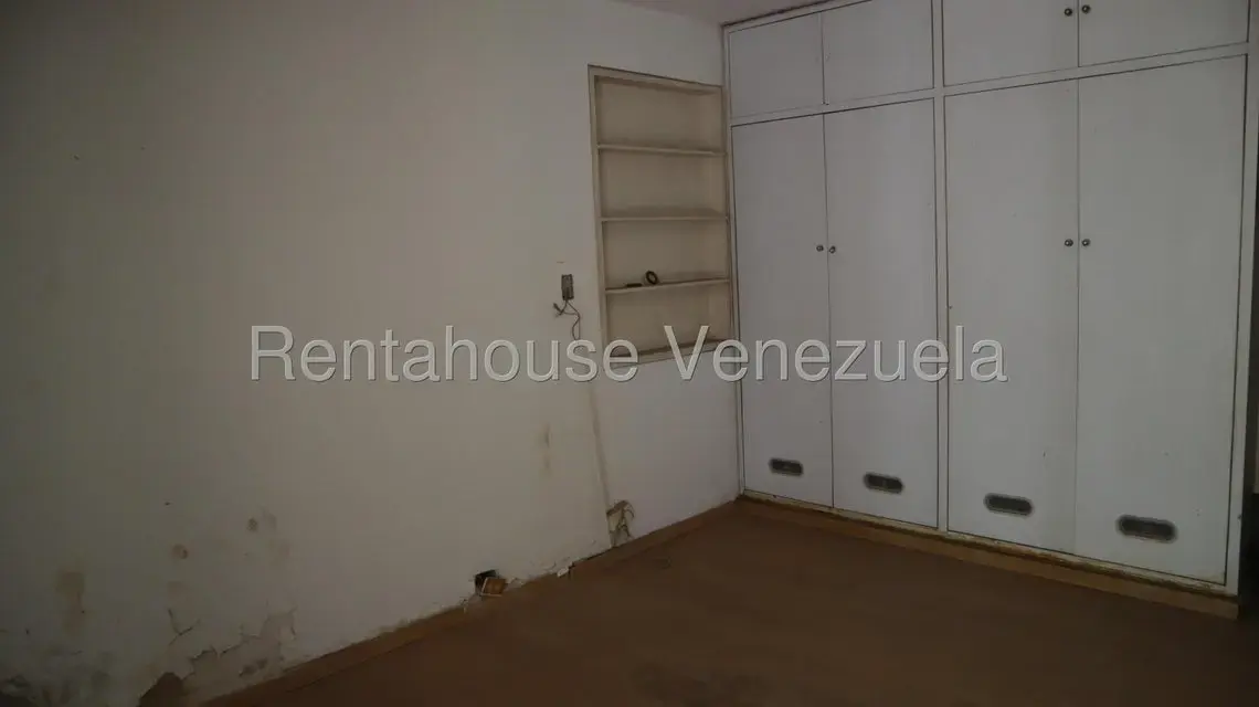 Casa (Multipes Niveles) en Venta en Prados del Este, Distrito Metropolitano - 8