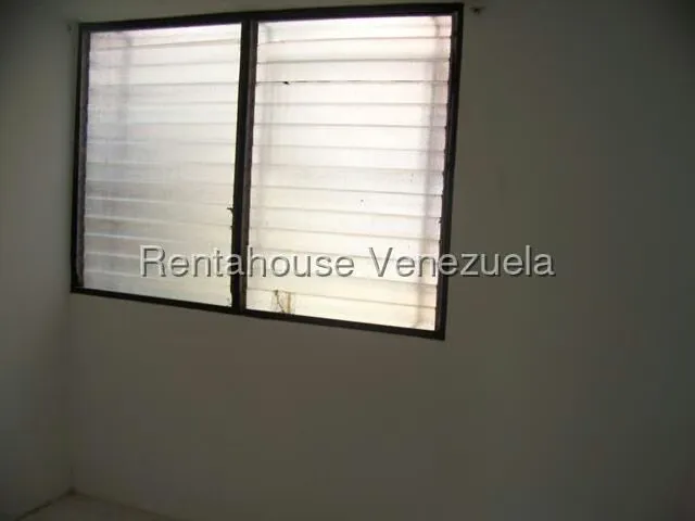 Apartamento (Planta Baja) en Alquiler en Ciudad Casarapa, Miranda - 15