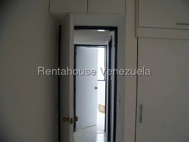 Apartamento (Planta Baja) en Alquiler en Ciudad Casarapa, Miranda - 16
