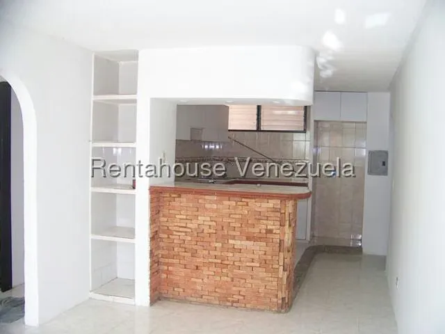 Apartamento (Planta Baja) en Alquiler en Ciudad Casarapa, Miranda - 3