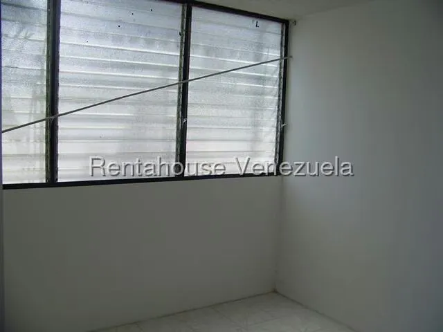 Apartamento (Planta Baja) en Alquiler en Ciudad Casarapa, Miranda - 9