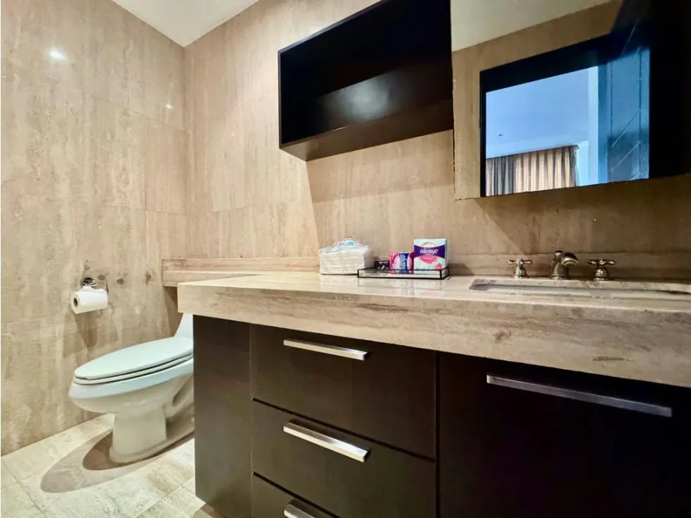 Se vende casa 929m2 5h+2s+ch/30p La Lagunita - 9