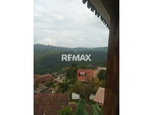 En venta casa en obra gris, El Hatillo, Urb. Altos del Halcón - 8