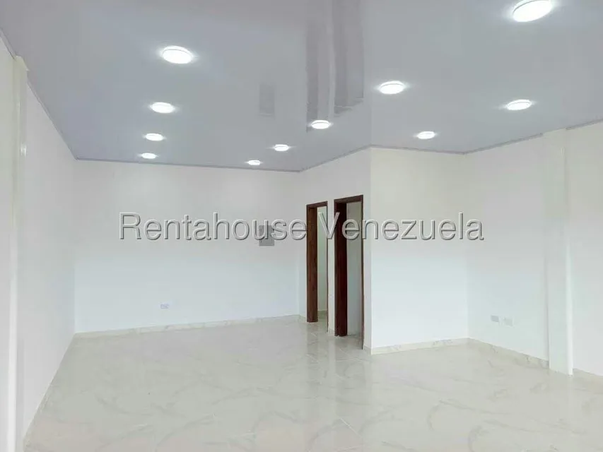 Local Comercial en Alquiler en La Curva de Molina, Zulia - 5