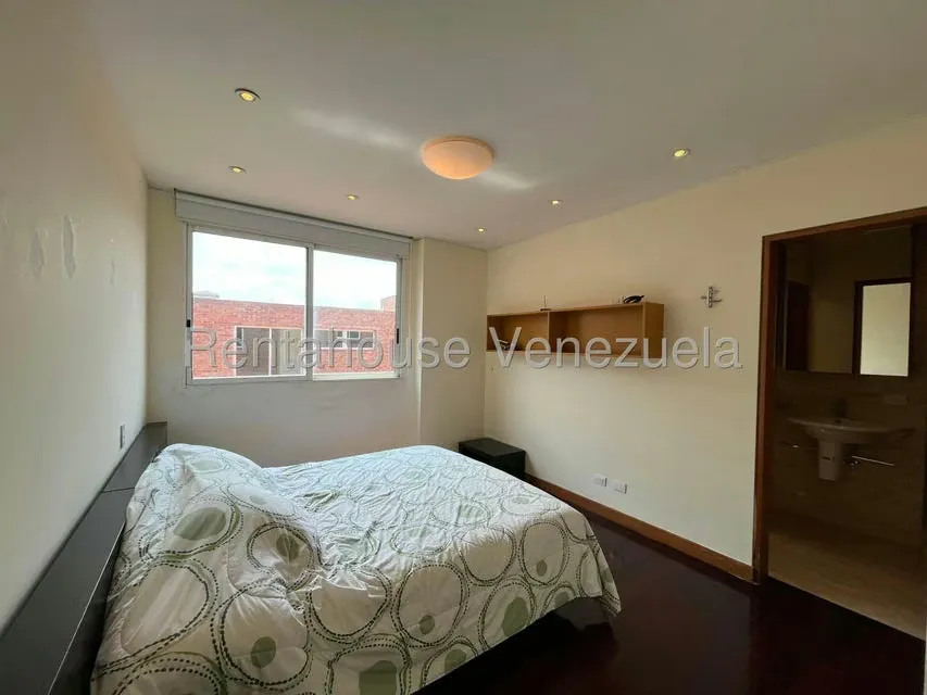 Apartamento (1 Nivel) en Venta en Campo Alegre, Distrito Metropolitano - 17