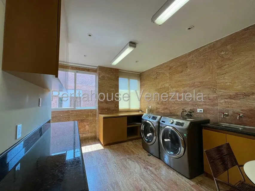 Apartamento (1 Nivel) en Venta en Campo Alegre, Distrito Metropolitano - 10