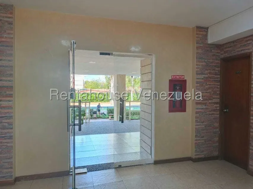 Apartamento (1 Nivel) en Venta en Avenida El Milagro, Zulia - 20