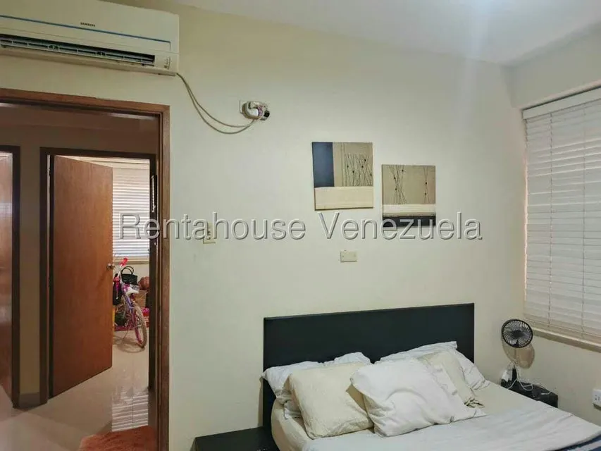 Apartamento (1 Nivel) en Venta en Avenida El Milagro, Zulia - 10
