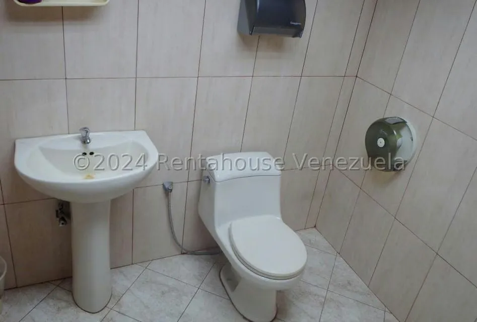 Casa (Duplex) en Venta en La Trinidad, Distrito Metropolitano - 11