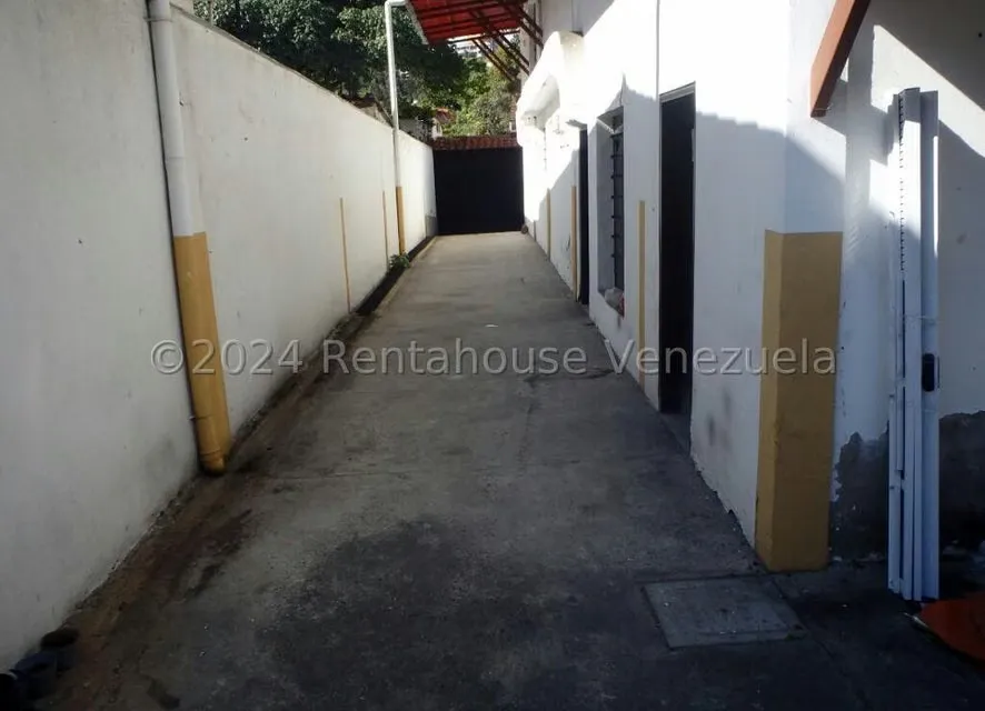 Casa (Duplex) en Venta en La Trinidad, Distrito Metropolitano - 3