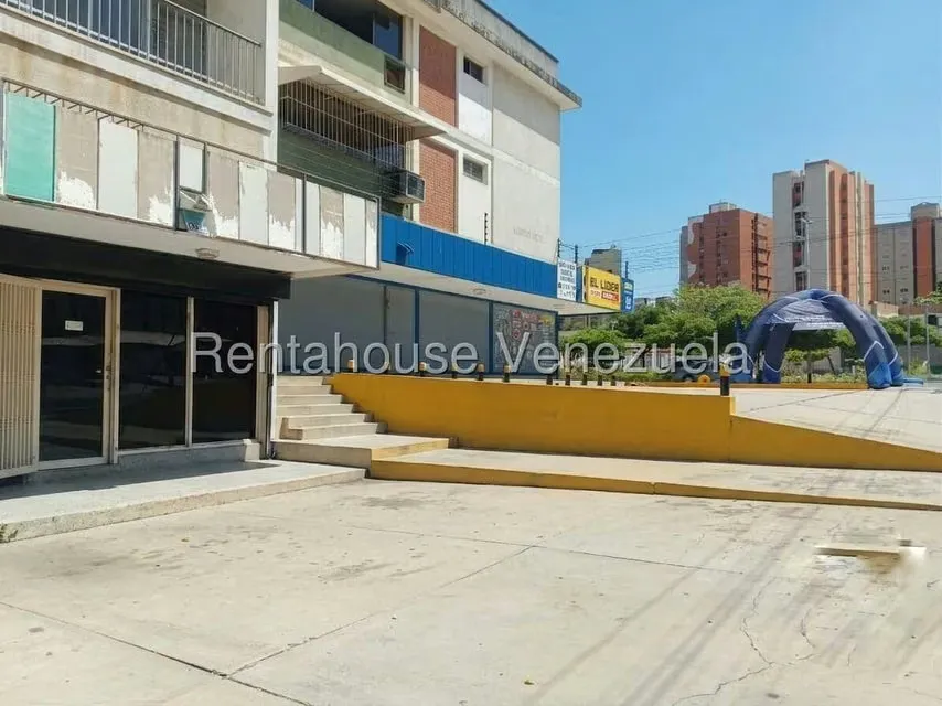 Local Comercial en Venta en Santa Maria, Zulia - 2
