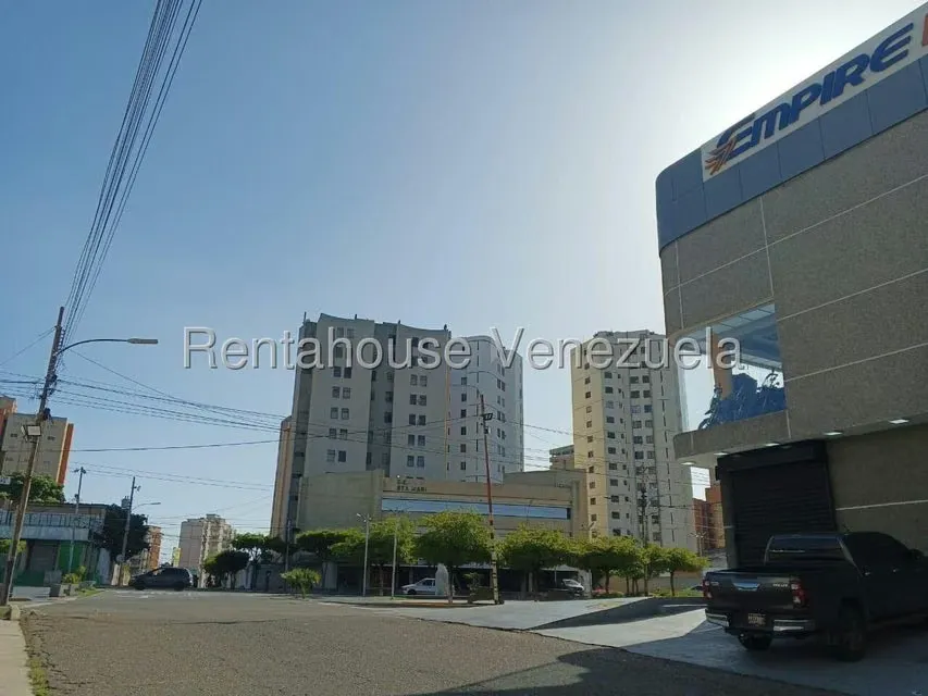 Local Comercial en Venta en Santa Maria, Zulia - 4