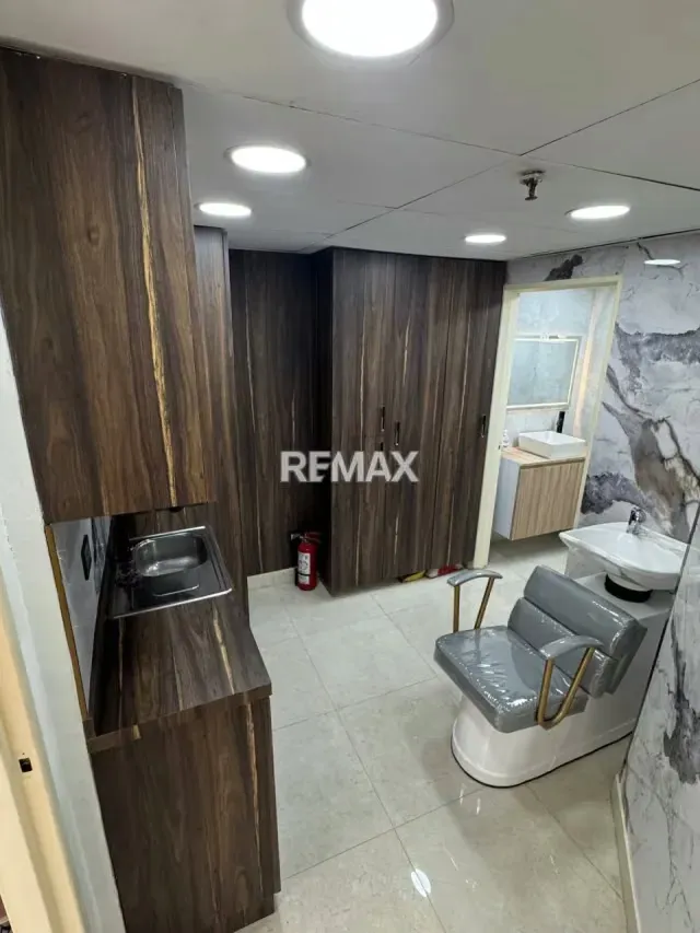 Se alquila Peluqueria, Centro Comercial Arta, Chacaito. - 5