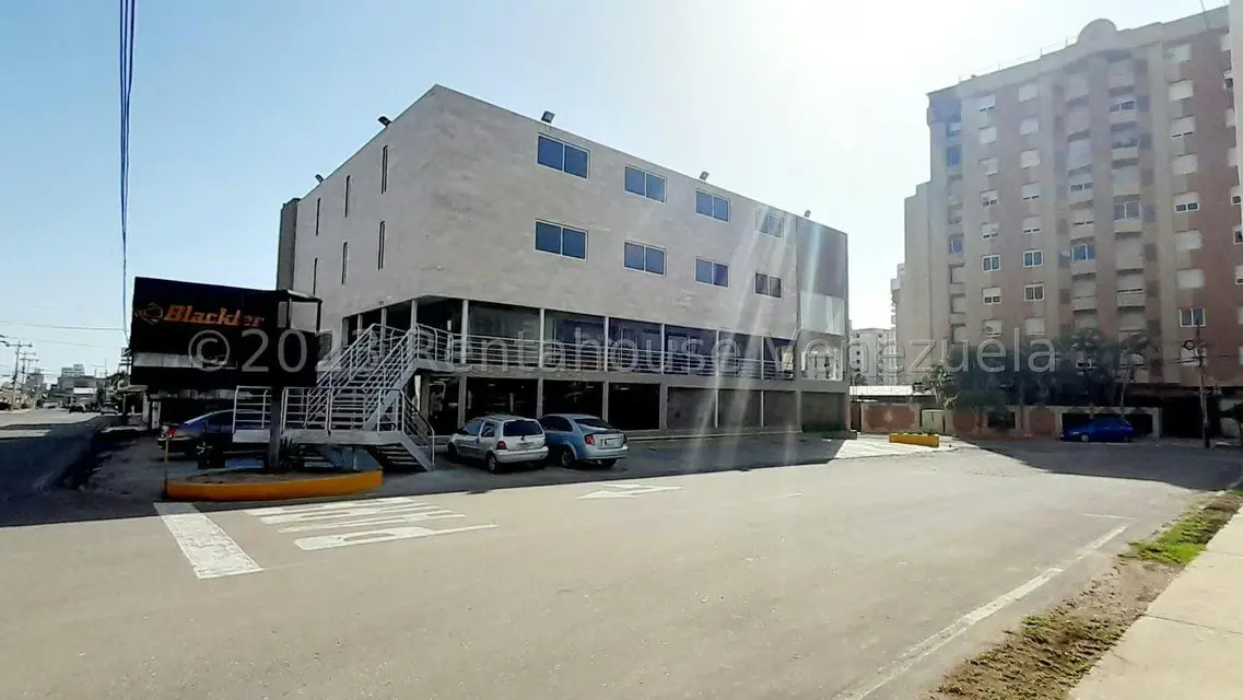Local Comercial en Venta en Santa Rita, Zulia - 3