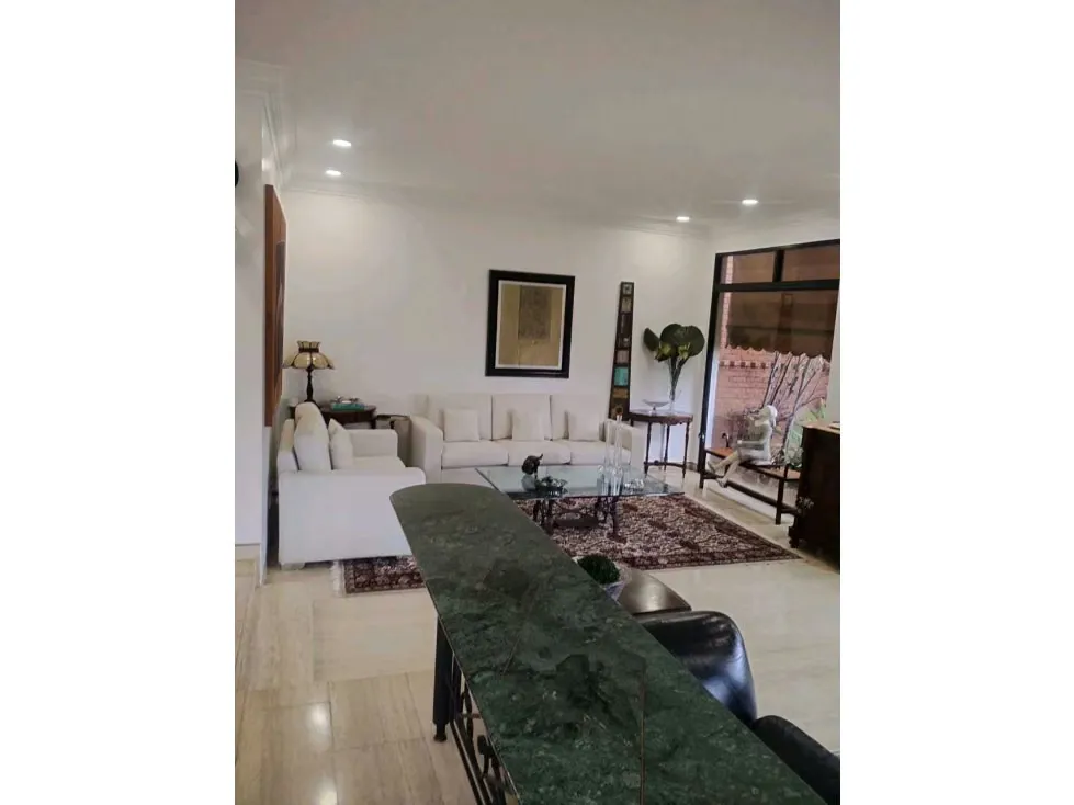 Se vende apartamento 526m2 Santa Eduvigis 1880 - 4