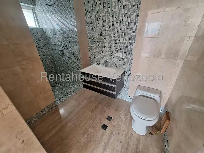 Apartamento (Multiples Niveles) en Venta en La Castellana, Distrito Metropolitano - 10